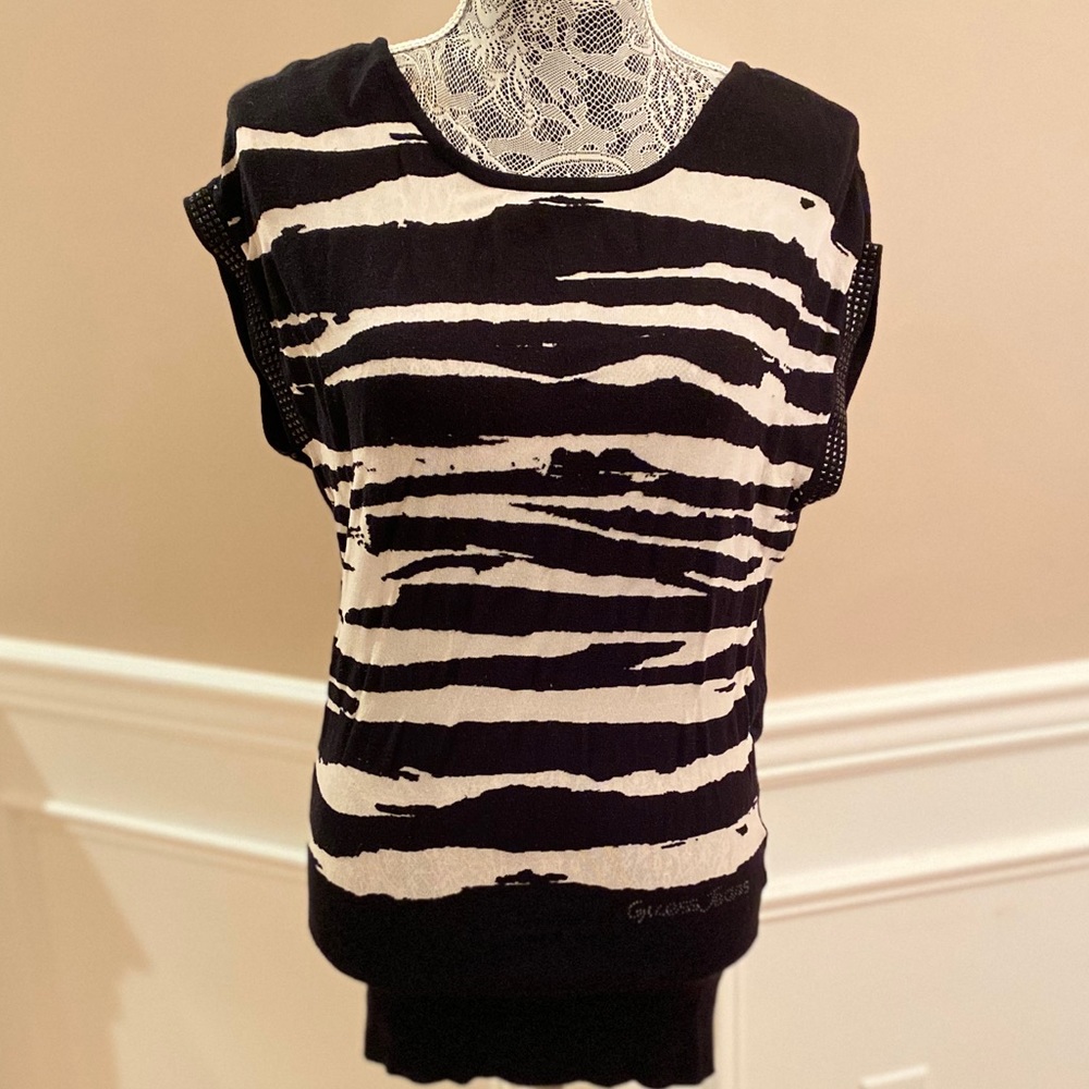 Guess Women’s Small Short Sleeve Zebra Print Stretchy Tunic
